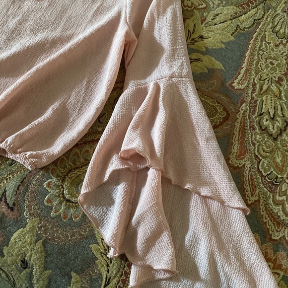 Pink blouse - Picture 2 of 3